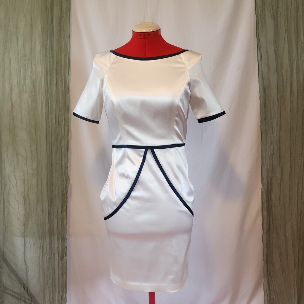 Hoaglund New York White with Navy Blue Trim Pencil Dress Short Sleeves Size 6